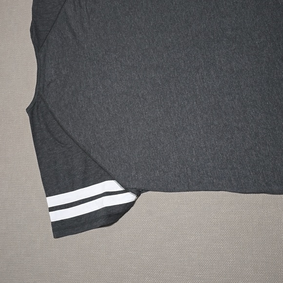 Chicago White Sox Fanatics Womens Size 3XL Slanted Pride Notch Tri-Blend V-Neck - Picture 10 of 15